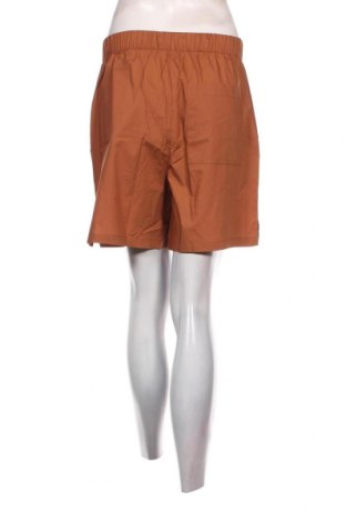 Дамски къс панталон Minimum, Размер S, Цвят Кафяв, Цена 58,32 лв.