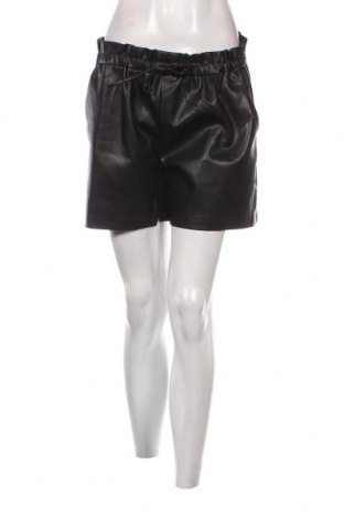 Γυναικείο κοντό παντελόνι Molly Bracken, Μέγεθος L, Χρώμα Μαύρο, Τιμή 6,75 €