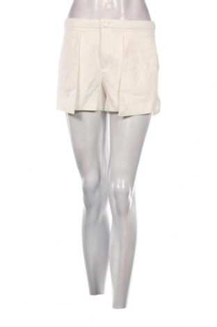 Дамски къс панталон Nichii, Размер M, Цвят Бял, Цена 9,52 лв.