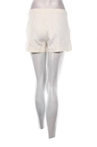Pantaloni scurți de femei Nichii, Mărime M, Culoare Alb, Preț 24,60 Lei
