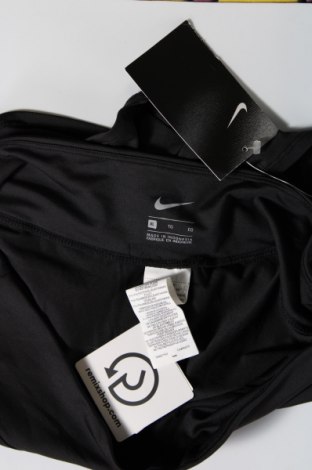 Дамски къс панталон Nike, Размер XL, Цвят Черен, Цена 43,89 лв.