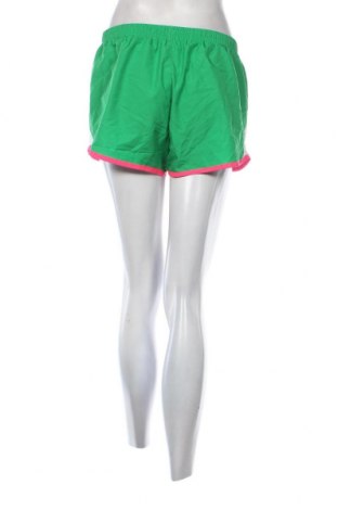 Дамски къс панталон Nike, Размер M, Цвят Зелен, Цена 19,38 лв.