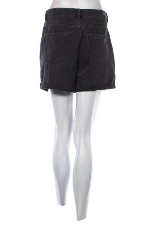 Γυναικείο κοντό παντελόνι ONLY, Μέγεθος L, Χρώμα Γκρί, Τιμή 12,37 €
