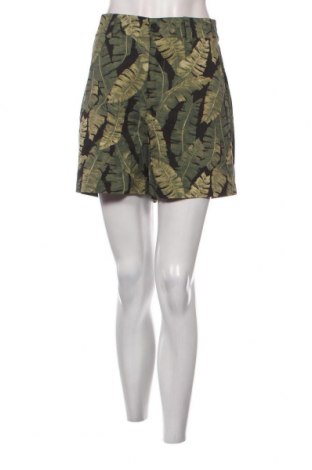 Γυναικείο κοντό παντελόνι Object, Μέγεθος M, Χρώμα Πολύχρωμο, Τιμή 21,03 €