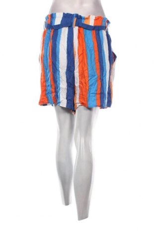 Γυναικείο κοντό παντελόνι Page One, Μέγεθος M, Χρώμα Πολύχρωμο, Τιμή 5,05 €