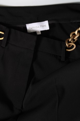 Γυναικείο κοντό παντελόνι Patrizia Pepe, Μέγεθος M, Χρώμα Μαύρο, Τιμή 45,52 €