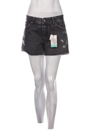 Damen Shorts Pepe Jeans, Größe L, Farbe Grau, Preis 34,10 €