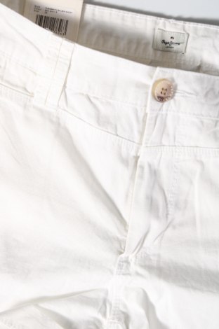 Pantaloni scurți de femei Pepe Jeans, Mărime L, Culoare Alb, Preț 124,34 Lei