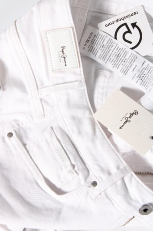 Γυναικείο κοντό παντελόνι Pepe Jeans, Μέγεθος S, Χρώμα Λευκό, Τιμή 28,11 €