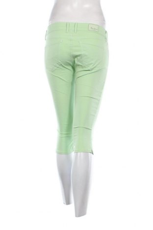 Дамски къс панталон Pepe Jeans, Размер S, Цвят Зелен, Цена 27,36 лв.