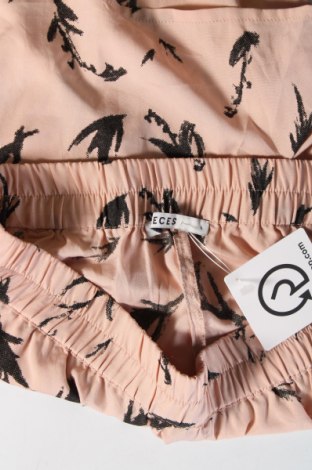 Дамски къс панталон Pieces, Размер L, Цвят Розов, Цена 20,00 лв.