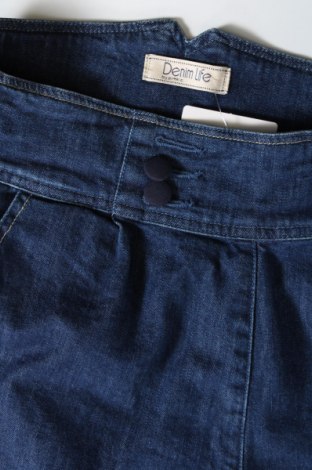 Pantaloni scurți de femei Pimkie, Mărime M, Culoare Albastru, Preț 48,47 Lei