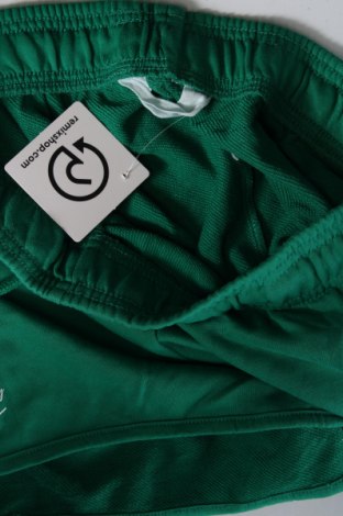 Дамски къс панталон Primark, Размер M, Цвят Зелен, Цена 7,41 лв.