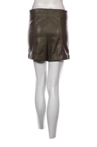 Дамски къс панталон Pull&Bear, Размер XS, Цвят Зелен, Цена 7,41 лв.