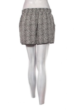 Γυναικείο κοντό παντελόνι Reserved, Μέγεθος M, Χρώμα Πολύχρωμο, Τιμή 7,05 €