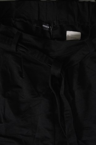 Γυναικείο κοντό παντελόνι Reserved, Μέγεθος S, Χρώμα Μαύρο, Τιμή 4,35 €