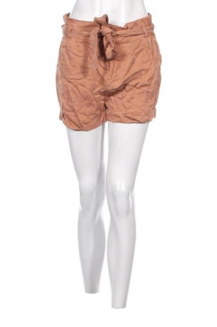 Γυναικείο κοντό παντελόνι Review, Μέγεθος M, Χρώμα  Μπέζ, Τιμή 4,63 €