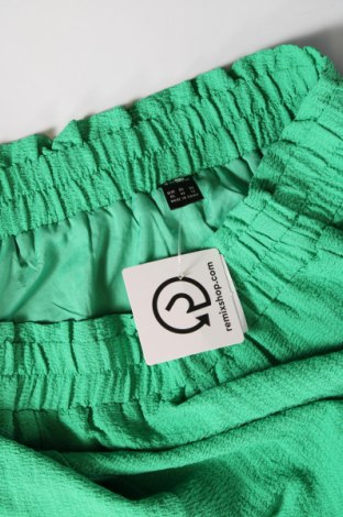 Дамски къс панталон SHEIN, Размер XL, Цвят Зелен, Цена 10,83 лв.