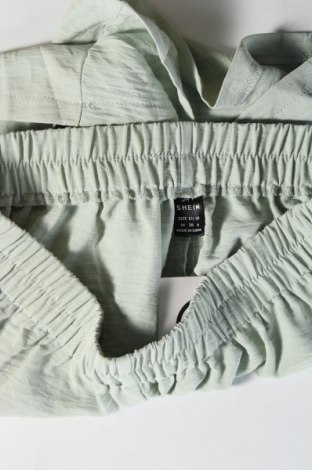 Дамски къс панталон SHEIN, Размер M, Цвят Зелен, Цена 7,22 лв.