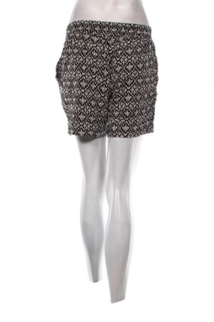 Γυναικείο κοντό παντελόνι Serra, Μέγεθος M, Χρώμα Πολύχρωμο, Τιμή 4,82 €
