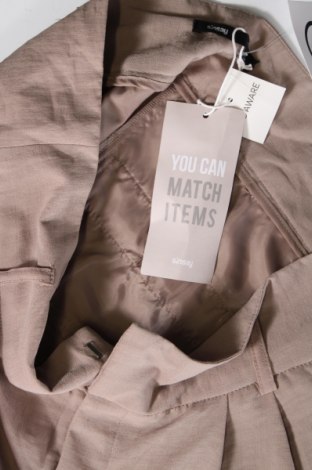 Дамски къс панталон Sinsay, Размер XL, Цвят Бежов, Цена 16,74 лв.