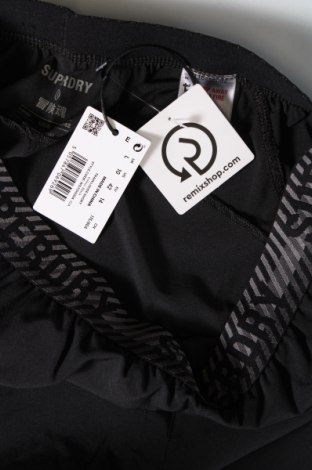 Γυναικείο κοντό παντελόνι Superdry, Μέγεθος L, Χρώμα Μαύρο, Τιμή 7,58 €