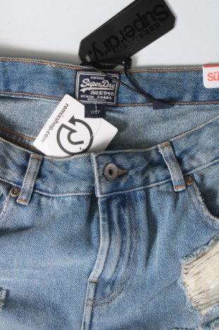Pantaloni scurți de femei Superdry, Mărime M, Culoare Albastru, Preț 131,25 Lei