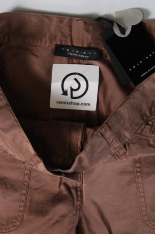 Pantaloni scurți de femei TWINSET, Mărime S, Culoare Maro, Preț 362,37 Lei
