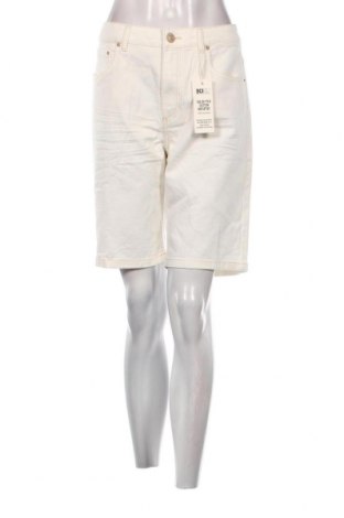 Γυναικείο κοντό παντελόνι Tom Tailor, Μέγεθος M, Χρώμα Λευκό, Τιμή 17,86 €
