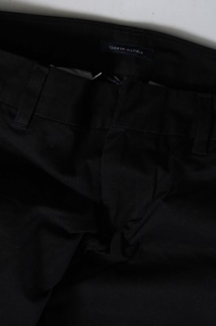 Γυναικείο κοντό παντελόνι Tommy Hilfiger, Μέγεθος M, Χρώμα Μαύρο, Τιμή 22,71 €