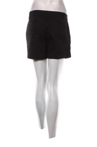 Γυναικείο κοντό παντελόνι Tommy Hilfiger, Μέγεθος M, Χρώμα Μαύρο, Τιμή 22,71 €