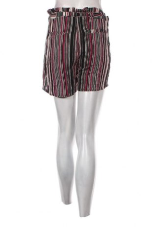 Pantaloni scurți de femei Top Secret, Mărime M, Culoare Multicolor, Preț 31,63 Lei