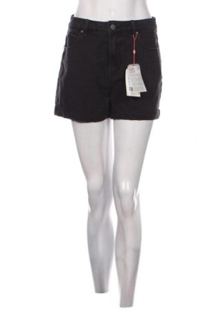 Дамски къс панталон Twintip, Размер M, Цвят Черен, Цена 18,58 лв.