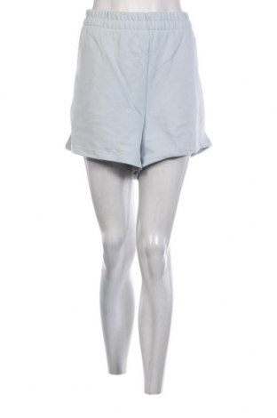 Γυναικείο κοντό παντελόνι Weekday, Μέγεθος XL, Χρώμα Μπλέ, Τιμή 9,07 €
