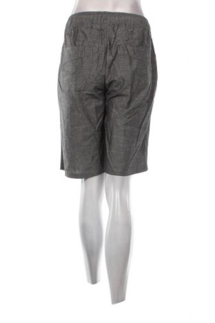 Дамски къс панталон Willard, Размер L, Цвят Сив, Цена 12,40 лв.