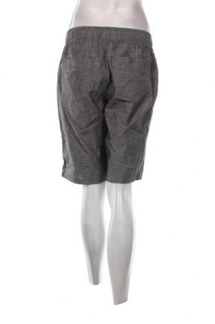 Дамски къс панталон Willard, Размер M, Цвят Сив, Цена 12,40 лв.