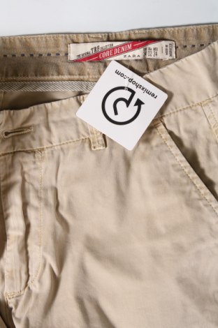 Pantaloni scurți de femei Zara, Mărime M, Culoare Maro, Preț 27,55 Lei