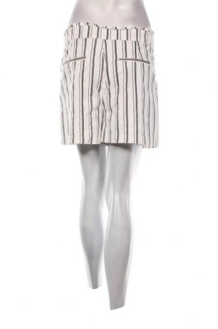 Damen Shorts Zara, Größe L, Farbe Weiß, Preis 7,93 €