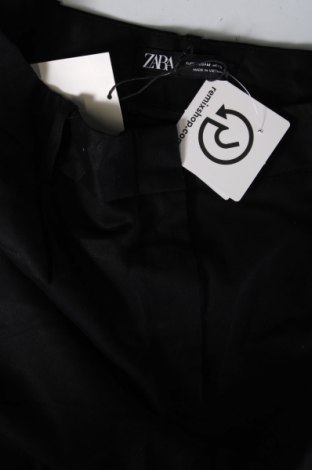 Дамски къс панталон Zara, Размер M, Цвят Черен, Цена 20,00 лв.