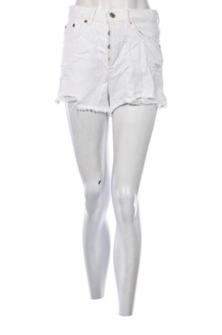 Γυναικείο κοντό παντελόνι Zara, Μέγεθος S, Χρώμα Λευκό, Τιμή 9,90 €
