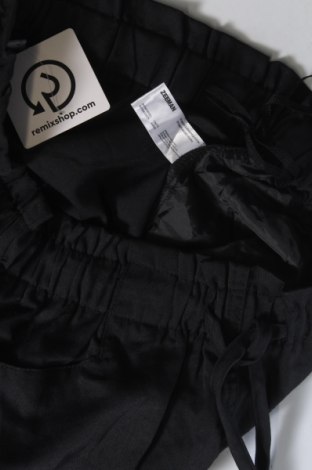 Дамски къс панталон Zeeman, Размер M, Цвят Черен, Цена 7,41 лв.