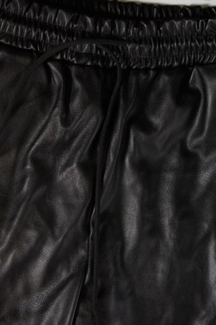 Dámske kožené nohavice , Veľkosť S, Farba Čierna, Cena  3,71 €