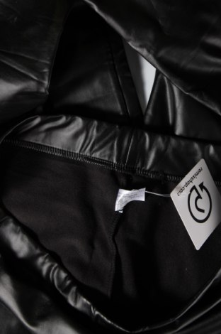Γυναικείο παντελόνι δερμάτινο, Μέγεθος XL, Χρώμα Μαύρο, Τιμή 7,35 €