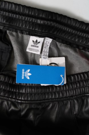 Dámske kožené nohavice  Adidas Originals, Veľkosť XXL, Farba Čierna, Cena  43,42 €
