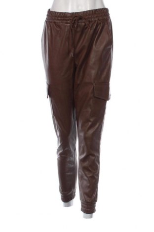 Γυναικείο παντελόνι δερμάτινο Forever 21, Μέγεθος M, Χρώμα Καφέ, Τιμή 5,34 €