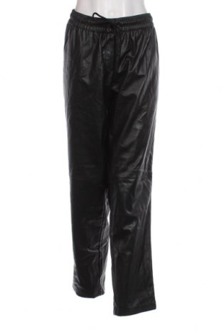 Pantaloni de piele pentru damă Maxi Blue, Mărime XL, Culoare Negru, Preț 29,57 Lei