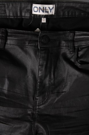Дамски кожен панталон ONLY, Размер L, Цвят Черен, Цена 14,88 лв.