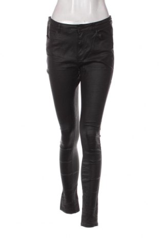 Γυναικείο παντελόνι δερμάτινο ONLY, Μέγεθος L, Χρώμα Μαύρο, Τιμή 6,07 €
