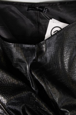 Дамски кожен панталон Pretty Little Thing, Размер 3XL, Цвят Черен, Цена 29,00 лв.