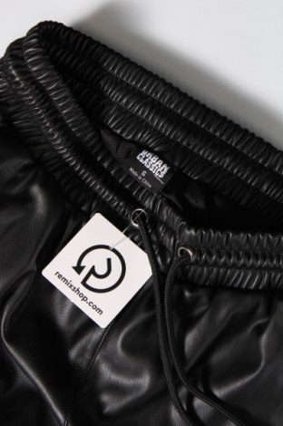 Dámské kožené kalhoty  Urban Classics, Velikost S, Barva Černá, Cena  302,00 Kč